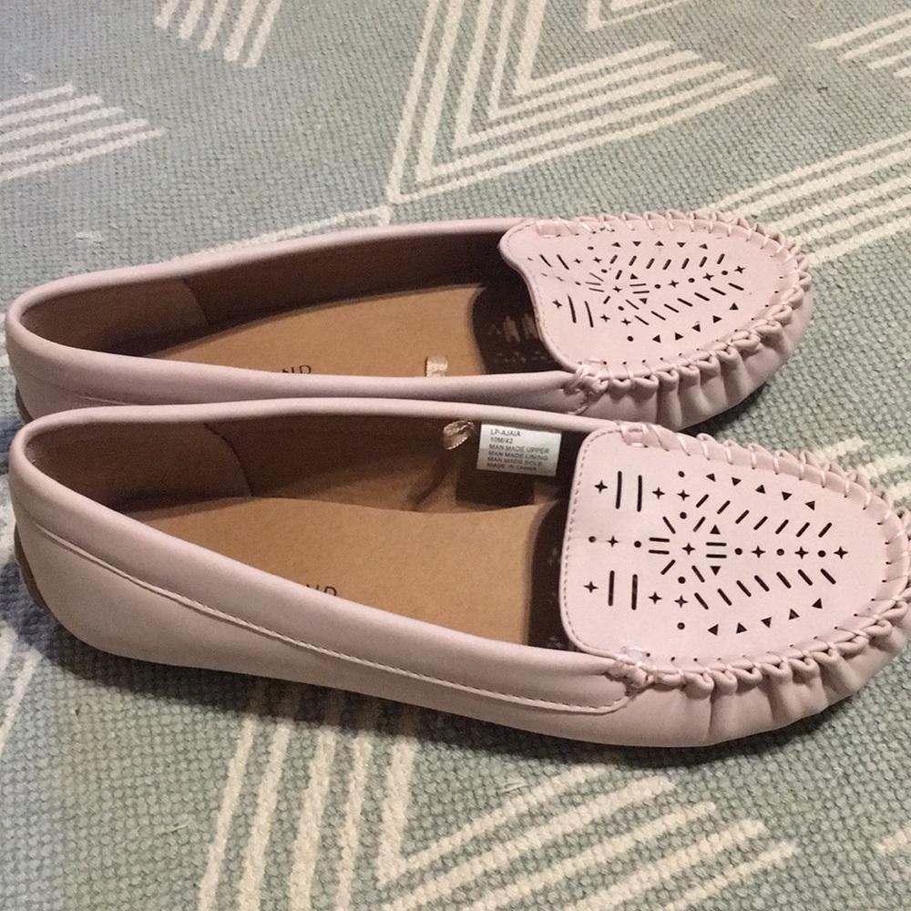 Lucky Brand pink loafer moccasins size 10